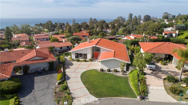 713 Cloyden Square, Palos Verdes Estates, California 90274, 3 Bedrooms Bedrooms, ,2 BathroomsBathrooms,Residential,Sold,Cloyden,SB17088498