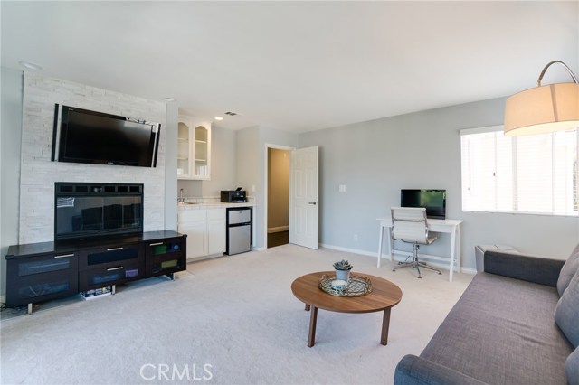 1932 Graham Avenue, Redondo Beach, California 90278, 4 Bedrooms Bedrooms, ,2 BathroomsBathrooms,Residential,Sold,Graham,SB18127295