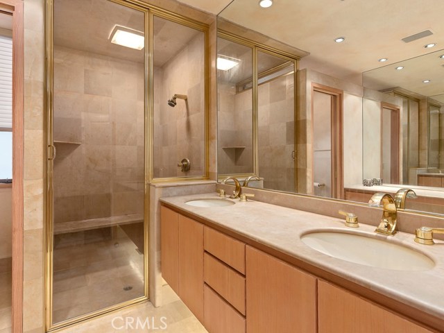 8 Eastfield Drive, Rolling Hills, California 90274, 5 Bedrooms Bedrooms, ,2 BathroomsBathrooms,Residential,Sold,Eastfield,SB17221489