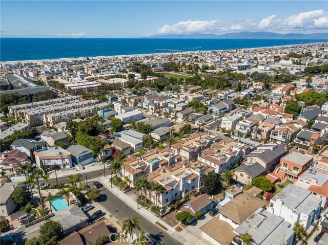 613 1st Place, Hermosa Beach, California 90254, 4 Bedrooms Bedrooms, ,2 BathroomsBathrooms,Residential,Sold,1st,PV19008292