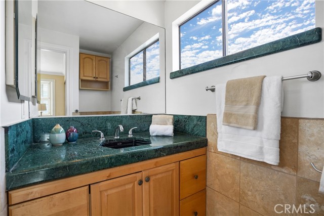 510 Green Lane, Redondo Beach, California 90278, 3 Bedrooms Bedrooms, ,2 BathroomsBathrooms,Residential,Sold,Green,SB21097997