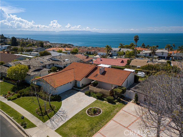 30135 Via Rivera, Rancho Palos Verdes, California 90275, 3 Bedrooms Bedrooms, ,1 BathroomBathrooms,Residential,Sold,Via Rivera,SB21050935