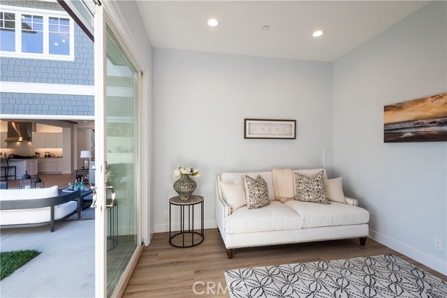 1900 Lynngrove Drive, Manhattan Beach, California 90266, 5 Bedrooms Bedrooms, ,2 BathroomsBathrooms,Residential,Sold,Lynngrove,SB19050815