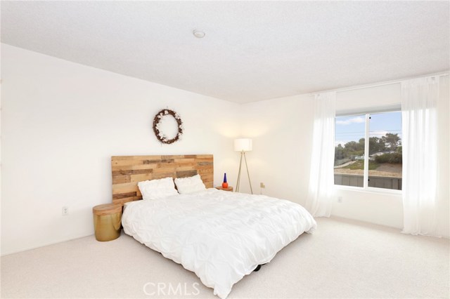 1321 Beryl Street, Redondo Beach, California 90277, 2 Bedrooms Bedrooms, ,2 BathroomsBathrooms,Residential,Sold,Beryl,SB17136124