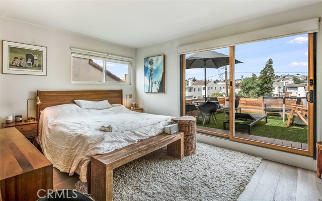 815 Cypress Avenue, Hermosa Beach, California 90254, 5 Bedrooms Bedrooms, ,4 BathroomsBathrooms,Residential,Sold,Cypress,PV20120557