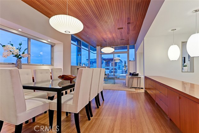 324 17th Street, Manhattan Beach, California 90266, 4 Bedrooms Bedrooms, ,4 BathroomsBathrooms,Residential,Sold,17th,SB17118466