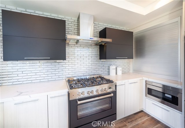 2715 Carnegie Lane, Redondo Beach, California 90278, 4 Bedrooms Bedrooms, ,4 BathroomsBathrooms,Residential,Sold,Carnegie,SB19180125