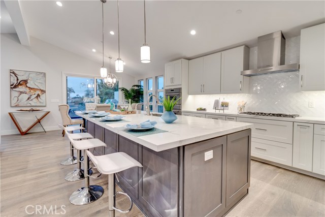 1401 Corona Street, Hermosa Beach, California 90254, 4 Bedrooms Bedrooms, ,3 BathroomsBathrooms,Residential,Sold,Corona,SB20015755