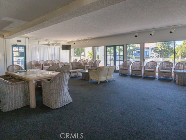 906 Camino Real, Redondo Beach, California 90277, 2 Bedrooms Bedrooms, ,2 BathroomsBathrooms,Residential,Sold,Camino Real,PW20030982