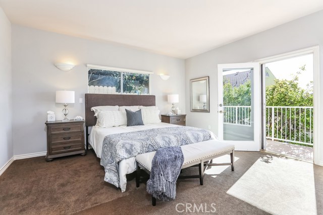 707 Juanita Avenue, Redondo Beach, California 90277, 4 Bedrooms Bedrooms, ,4 BathroomsBathrooms,Residential,Sold,Juanita,SB18032278