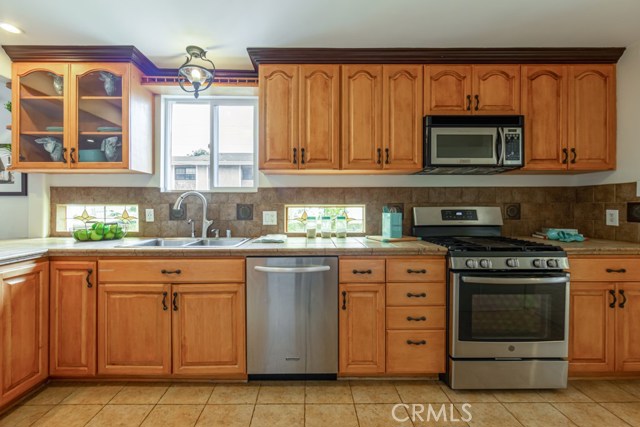 2022 Ernest Avenue, Redondo Beach, California 90278, 3 Bedrooms Bedrooms, ,1 BathroomBathrooms,Residential,Sold,Ernest,PW20211052