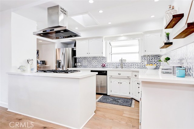 2101 Chestnut Avenue, Manhattan Beach, California 90266, 3 Bedrooms Bedrooms, ,2 BathroomsBathrooms,Residential,Sold,Chestnut,SB20213029