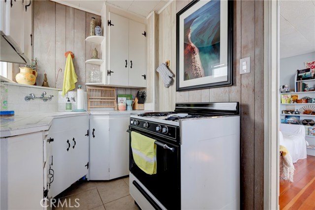 3905 Crest Drive, Manhattan Beach, California 90266, 3 Bedrooms Bedrooms, ,Residential,Sold,Crest,SB19240278