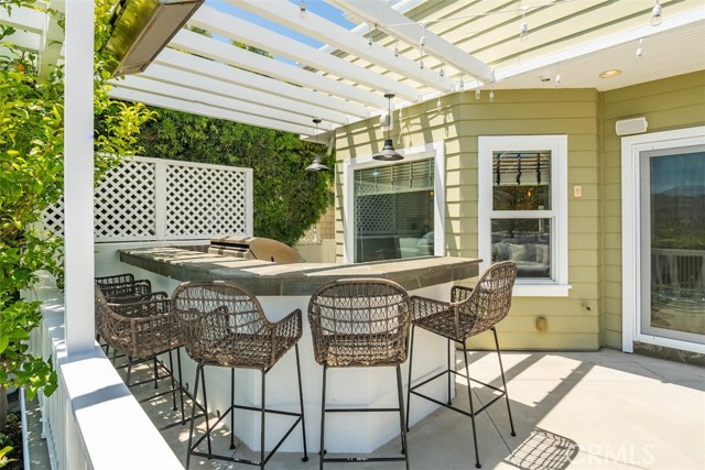 1038 Avenue D, Redondo Beach, California 90277, 5 Bedrooms Bedrooms, ,4 BathroomsBathrooms,Residential,Sold,Avenue D,PV21115047