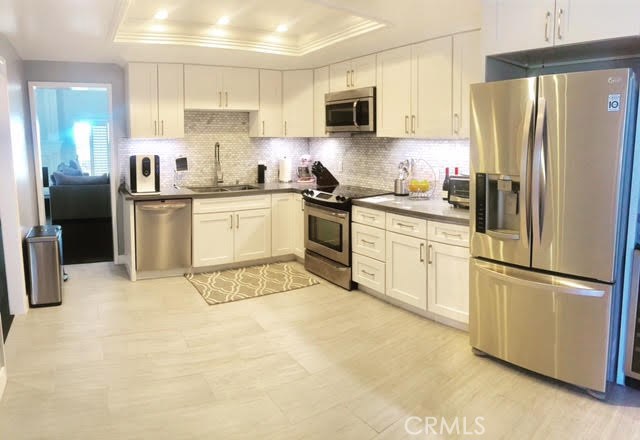 11 Seaview Drive, Rolling Hills Estates, California 90274, 3 Bedrooms Bedrooms, ,3 BathroomsBathrooms,Residential,Sold,Seaview,SB17072749