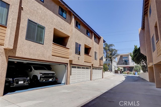 2304 Mathews Avenue, Redondo Beach, California 90278, 2 Bedrooms Bedrooms, ,1 BathroomBathrooms,Residential,Sold,Mathews,SB20078612