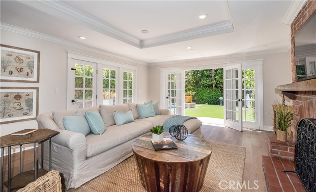 3700 Via Palomino, Palos Verdes Estates, California 90274, 4 Bedrooms Bedrooms, ,4 BathroomsBathrooms,Residential,Sold,Via Palomino,SB18119950