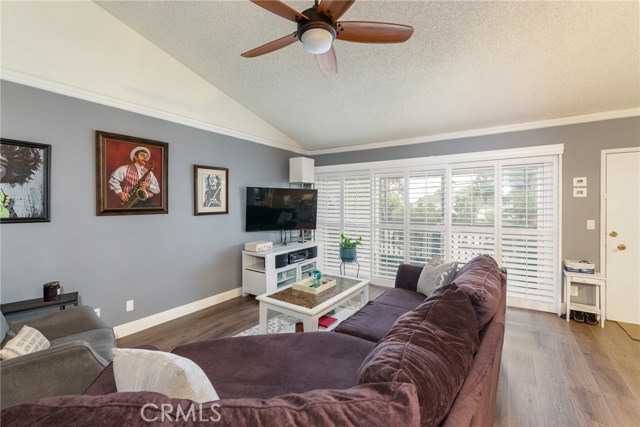 631 Prospect Avenue, Redondo Beach, California 90277, 2 Bedrooms Bedrooms, ,2 BathroomsBathrooms,Residential,Sold,Prospect,SB20199042