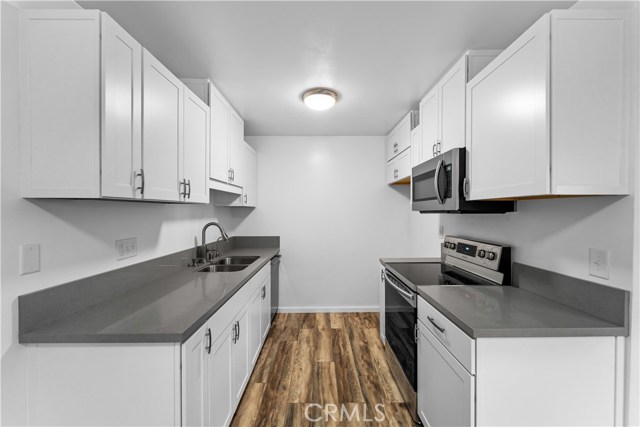 538 Avenue A, Redondo Beach, California 90277, 1 Bedroom Bedrooms, ,1 BathroomBathrooms,Residential,Sold,Avenue A,SB21018007