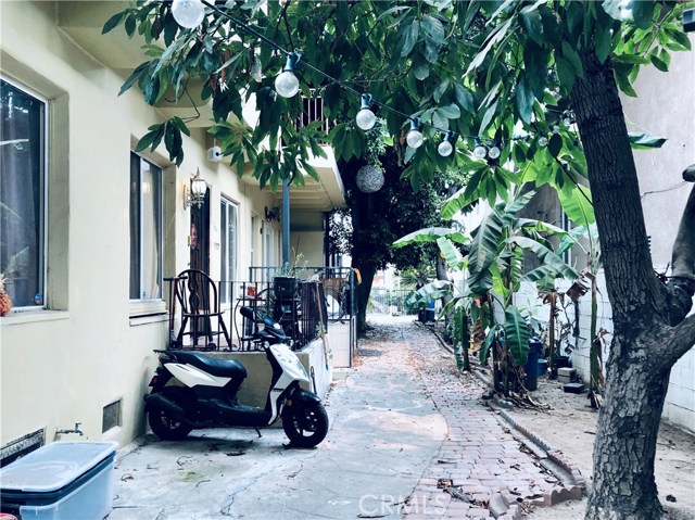 Harvard, ,Commercial,For Sale,Harvard,IN20184350