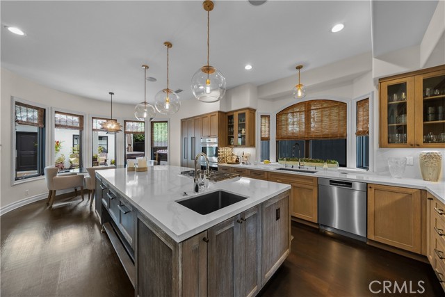 583 35th Street, Manhattan Beach, California 90266, 4 Bedrooms Bedrooms, ,1 BathroomBathrooms,Residential,Sold,35th,SB21141914