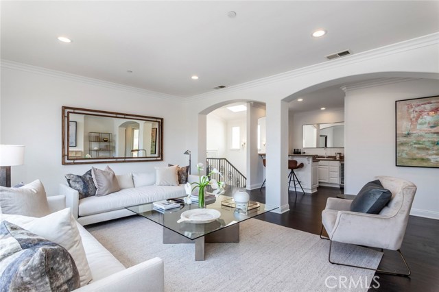 700 Avenue C, Redondo Beach, California 90277, 5 Bedrooms Bedrooms, ,5 BathroomsBathrooms,Residential,Sold,Avenue C,SB19123719