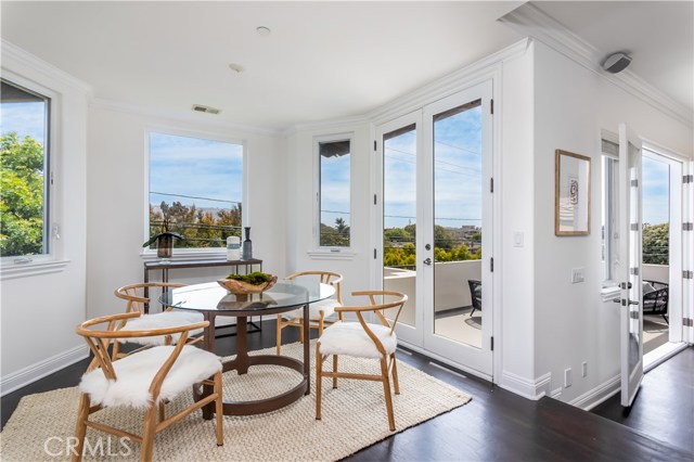 700 Avenue C, Redondo Beach, California 90277, 5 Bedrooms Bedrooms, ,5 BathroomsBathrooms,Residential,Sold,Avenue C,SB19123719