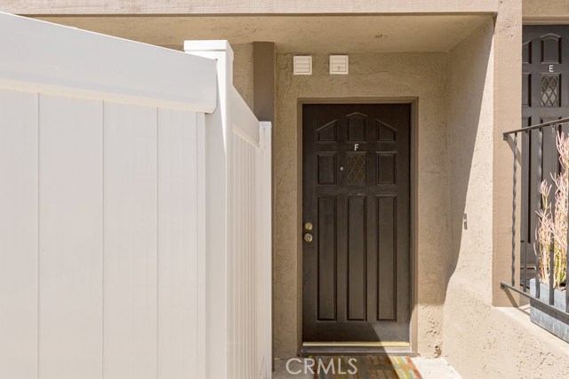 1140 Manhattan Beach Boulevard, Manhattan Beach, California 90266, 2 Bedrooms Bedrooms, ,3 BathroomsBathrooms,Residential,Sold,Manhattan Beach,SB17069886
