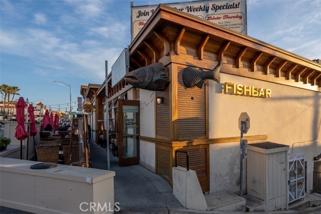 200 Gull Street, Manhattan Beach, California 90266, 3 Bedrooms Bedrooms, ,1 BathroomBathrooms,Residential,Sold,Gull,OC21063409