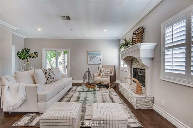 2106 Huntington Lane, Redondo Beach, California 90278, 4 Bedrooms Bedrooms, ,2 BathroomsBathrooms,Residential,Sold,Huntington,SB20210061