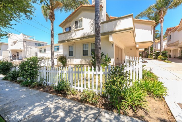 516 Francisca Avenue, Redondo Beach, California 90277, 4 Bedrooms Bedrooms, ,2 BathroomsBathrooms,Residential,Sold,Francisca,SB19199727