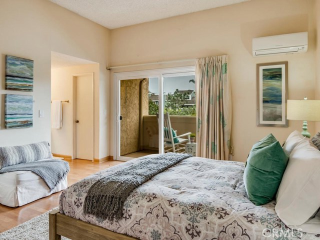 209 Valley Drive, Hermosa Beach, California 90254, 2 Bedrooms Bedrooms, ,2 BathroomsBathrooms,Residential,Sold,Valley,SB19112265