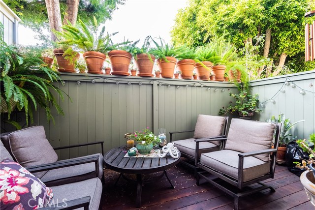 2200 Vanderbilt Lane, Redondo Beach, California 90278, 2 Bedrooms Bedrooms, ,2 BathroomsBathrooms,Residential,Sold,Vanderbilt,SB18281133