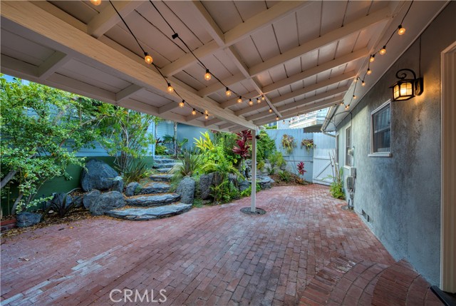 3201 Laurel Avenue, Manhattan Beach, California 90266, 3 Bedrooms Bedrooms, ,2 BathroomsBathrooms,Residential,Sold,Laurel,SB21135859