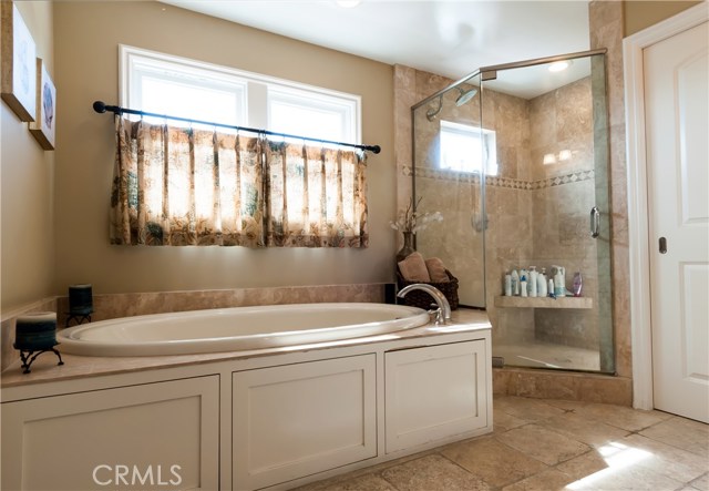1613 Chestnut, Manhattan Beach, California 90266, 5 Bedrooms Bedrooms, ,3 BathroomsBathrooms,Residential,Sold,Chestnut,SB17091218