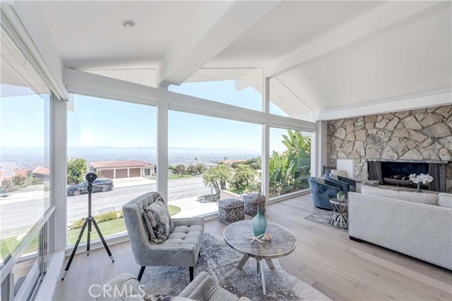 937 Via Del Monte, Palos Verdes Estates, California 90274, 3 Bedrooms Bedrooms, ,1 BathroomBathrooms,Residential,Sold,Via Del Monte,SB20074372