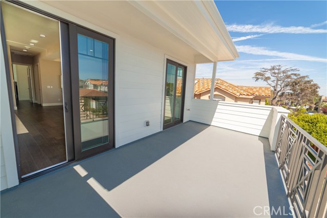 2309 Clark Lane, Redondo Beach, California 90278, 4 Bedrooms Bedrooms, ,3 BathroomsBathrooms,Residential,Sold,Clark,SB18033028