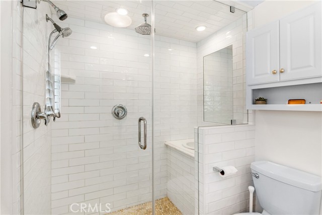 826 Knob Hill Avenue, Redondo Beach, California 90277, 4 Bedrooms Bedrooms, ,2 BathroomsBathrooms,Residential,Sold,Knob Hill,SB21084107