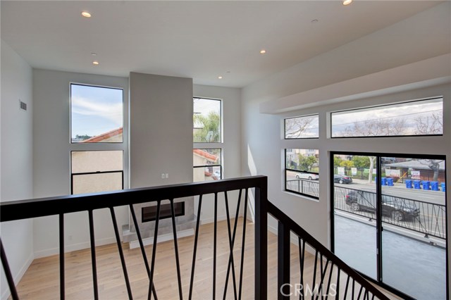2004 Grant Avenue, Redondo Beach, California 90278, 4 Bedrooms Bedrooms, ,4 BathroomsBathrooms,Residential,Sold,Grant,PV19036336