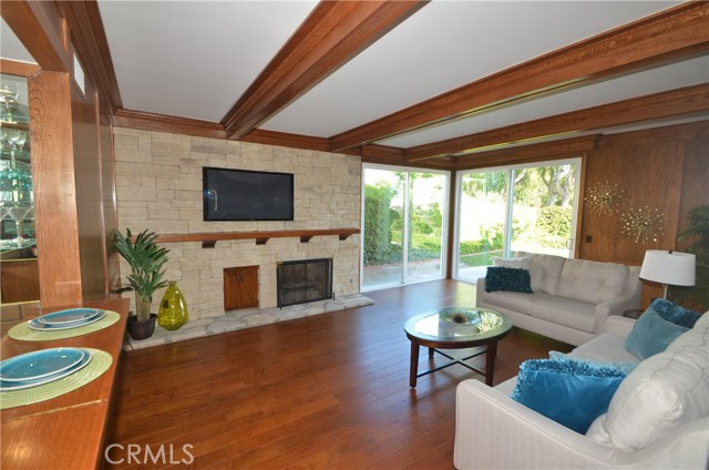 34 Country Lane, Rolling Hills Estates, California 90274, 4 Bedrooms Bedrooms, ,4 BathroomsBathrooms,Residential,Sold,Country,PV18219056