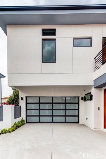 2227 Dufour Avenue, Redondo Beach, California 90278, 4 Bedrooms Bedrooms, ,3 BathroomsBathrooms,Residential,Sold,Dufour,PV18035813