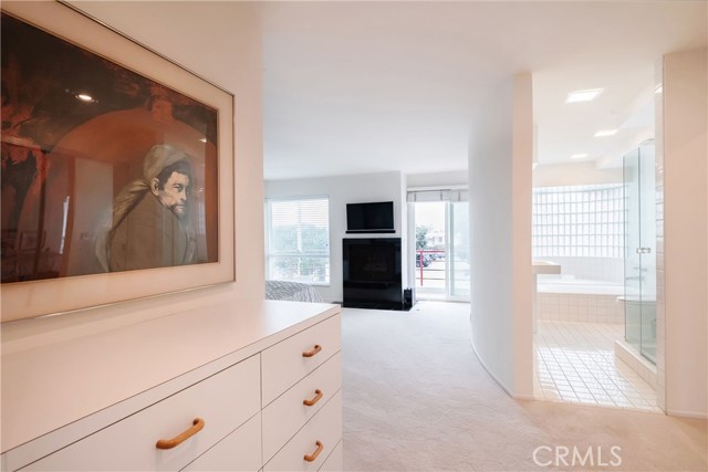116 26th Street, Manhattan Beach, California 90266, 2 Bedrooms Bedrooms, ,2 BathroomsBathrooms,Residential,Sold,26th,SB21017134