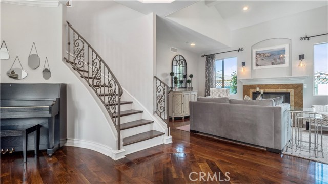 2607 Ripley Avenue, Redondo Beach, California 90278, 5 Bedrooms Bedrooms, ,2 BathroomsBathrooms,Residential,Sold,Ripley,SB19047828