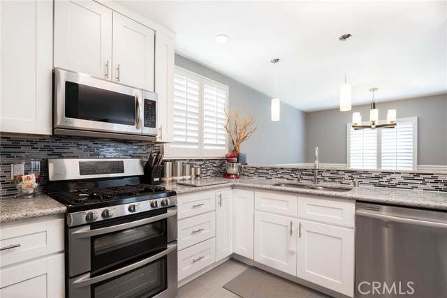 1301 19th Street, Manhattan Beach, California 90266, 3 Bedrooms Bedrooms, ,2 BathroomsBathrooms,Residential,Sold,19th,SB17057029