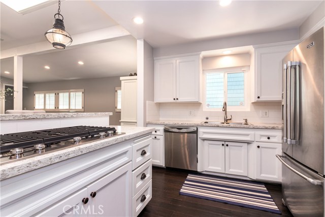 2601 Walnut Avenue, Manhattan Beach, California 90266, 3 Bedrooms Bedrooms, ,2 BathroomsBathrooms,Residential,Sold,Walnut,SB20171209