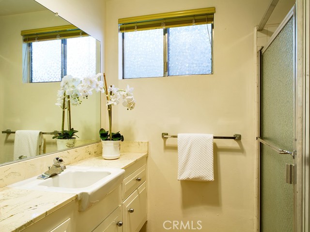 519 Prospect Avenue, Redondo Beach, California 90277, 4 Bedrooms Bedrooms, ,1 BathroomBathrooms,Residential,Sold,Prospect,PV18184892