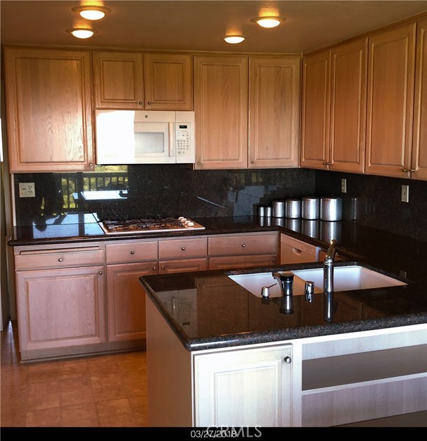 Upgraded Kitchen with Newer Appliances. All Granite Counters.
