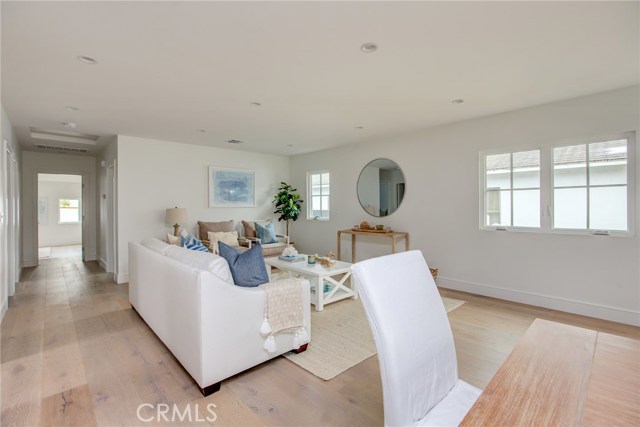 520 Maria Avenue, Redondo Beach, California 90277, 3 Bedrooms Bedrooms, ,2 BathroomsBathrooms,Residential,Sold,Maria,SB19272797