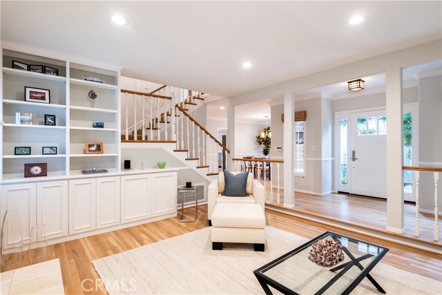 2104 Poinsettia Avenue, Manhattan Beach, California 90266, 4 Bedrooms Bedrooms, ,3 BathroomsBathrooms,Residential,Sold,Poinsettia,SB19043761