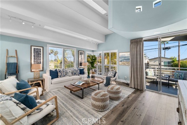 1621 Carver Street, Redondo Beach, California 90278, 3 Bedrooms Bedrooms, ,2 BathroomsBathrooms,Residential,Sold,Carver,SB21022183